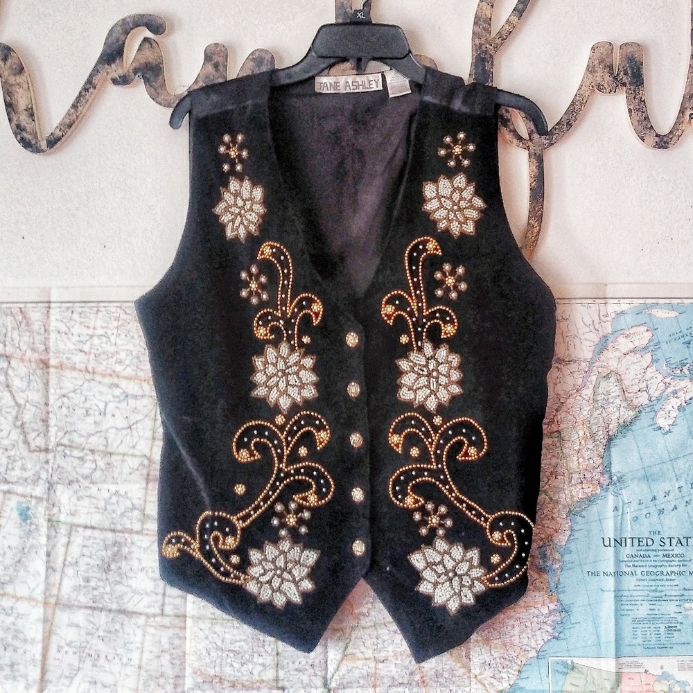 Vintage embroidered velvet western hippie vest - Picture 2 of 6